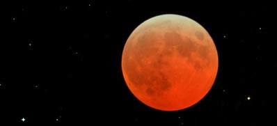 total lunar eclipse August 2007
